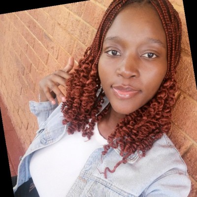 Zandile Kusasa